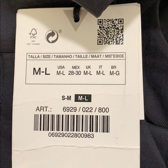 NWT. Zara Black Bow Crop Top. Size M-L. - Picture 3 of 5